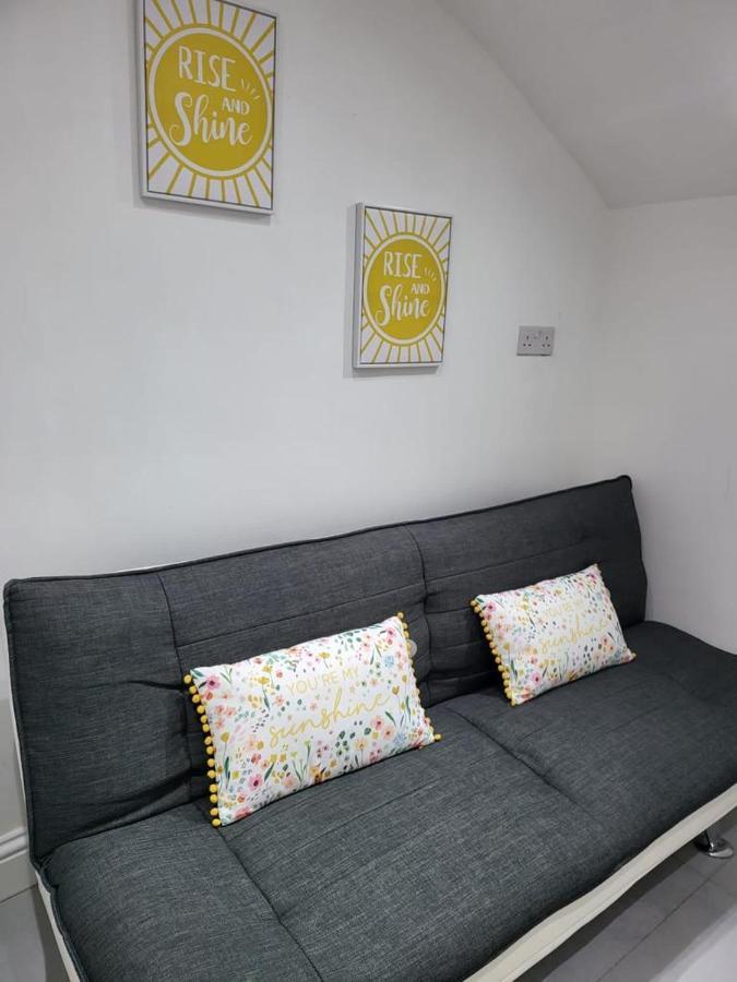 Fancy Basement Flat B Apartamento Londres Exterior foto